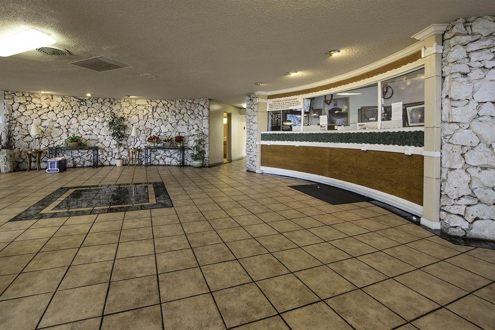 Western Hotel 2*