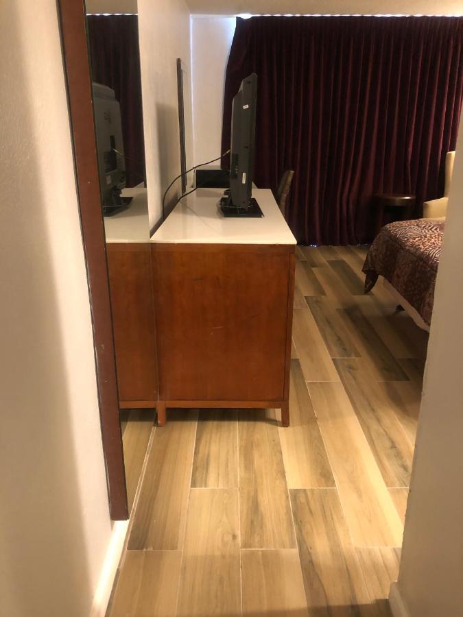Western Hotel 2*